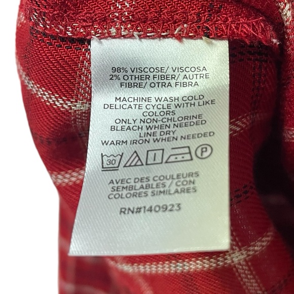 Loft Red Plaid Black Silver HiLo V-Neck Long Sleeve Collared Holiday Blouse SP - Picture 8 of 9